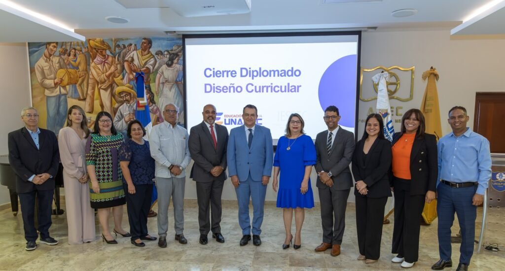 UNAPEC e IESPEC certifican 25 docentes en gestión electoral y el registro civil Unapec e Iespec certifican 25 docentes en gestión electoral y el registro civil – El Nuevo Diario (República Dominicana)