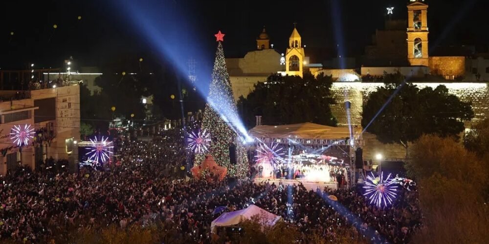 Belén enciende su Navidad con esperanza tras dos años de oscuridad por la guerra en Gaza Belén enciende su Navidad con esperanza tras dos años de oscuridad por la guerra en Gaza