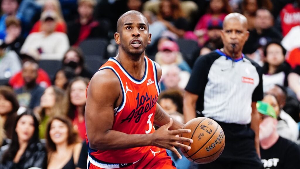 Clippers separan a Chris Paul del equipo en un sorpresivo giro de acontecimientos Clippers separan a Chris Paul del equipo en un sorpresivo giro de acontecimientos