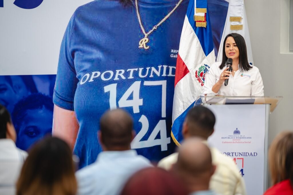 Gobierno inaugura Centro Oportunidad 14-24 para mujeres SDN Gobierno inaugura Centro Oportunidad 14-24 para mujeres SDN