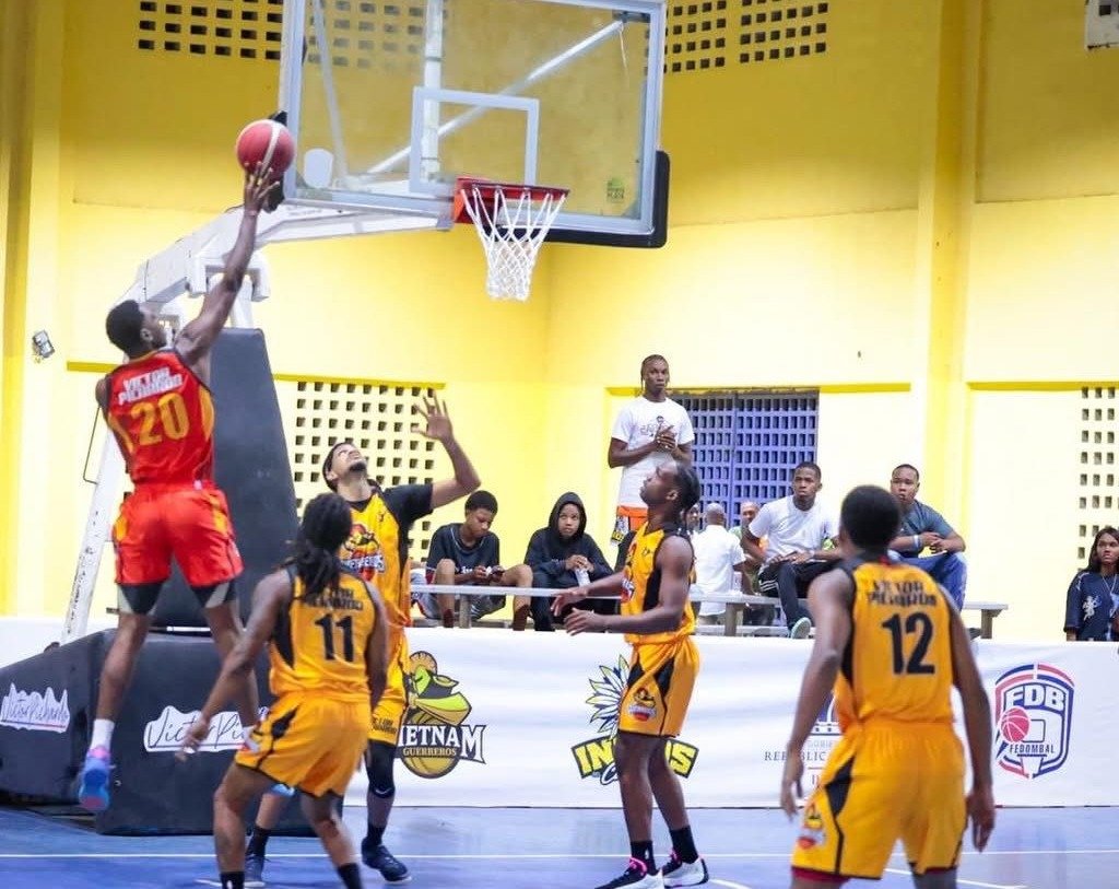 Inician el 18vo Torneo de Baloncesto Superior Inician el 18vo Torneo de Baloncesto Superior