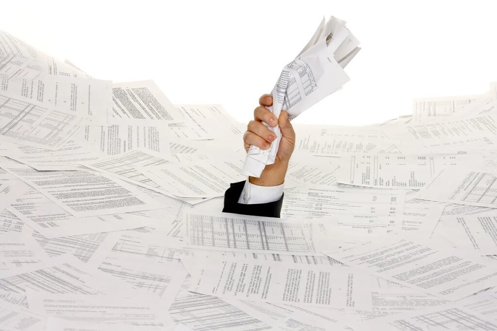 Las empresas, inundadas con 3.000 horas de papeleo para acceder a los fondos climáticos UE