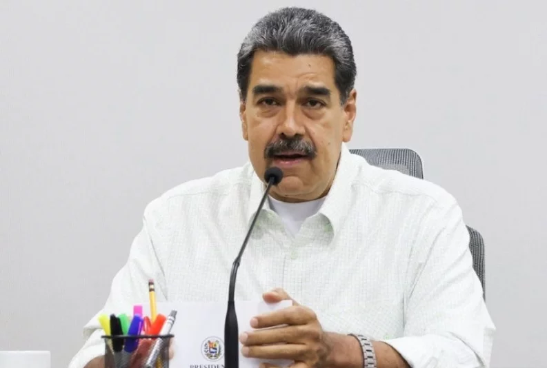 Maduro acusa a EEUU de "terrorismo psicológico" y refuerza jefatura de partido oficialista El presidente de Venezuela, Nicolás Maduro