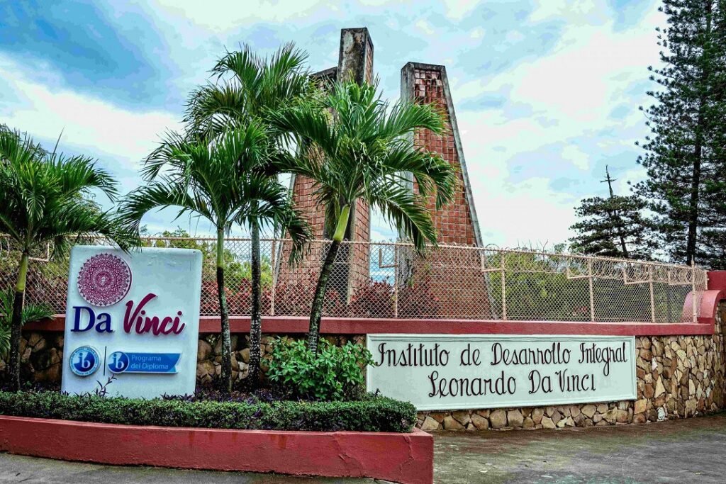 Ministerio Público y Educación supervisarán al Colegio Leonardo Da Vinci tras muerte de menor en excursión Ministerio Público y Educación supervisarán al Colegio Leonardo Da Vinci tras muerte de menor en excursión