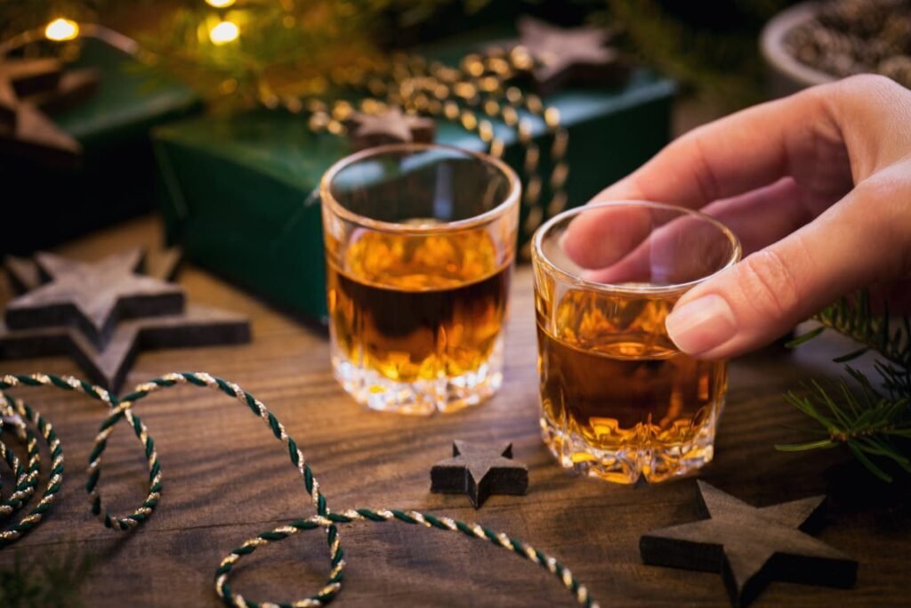 Recetas de vanguardia para un brindis navideño inolvidable Más allá del ponche: Recetas de vanguardia para un brindis navideño inolvidable